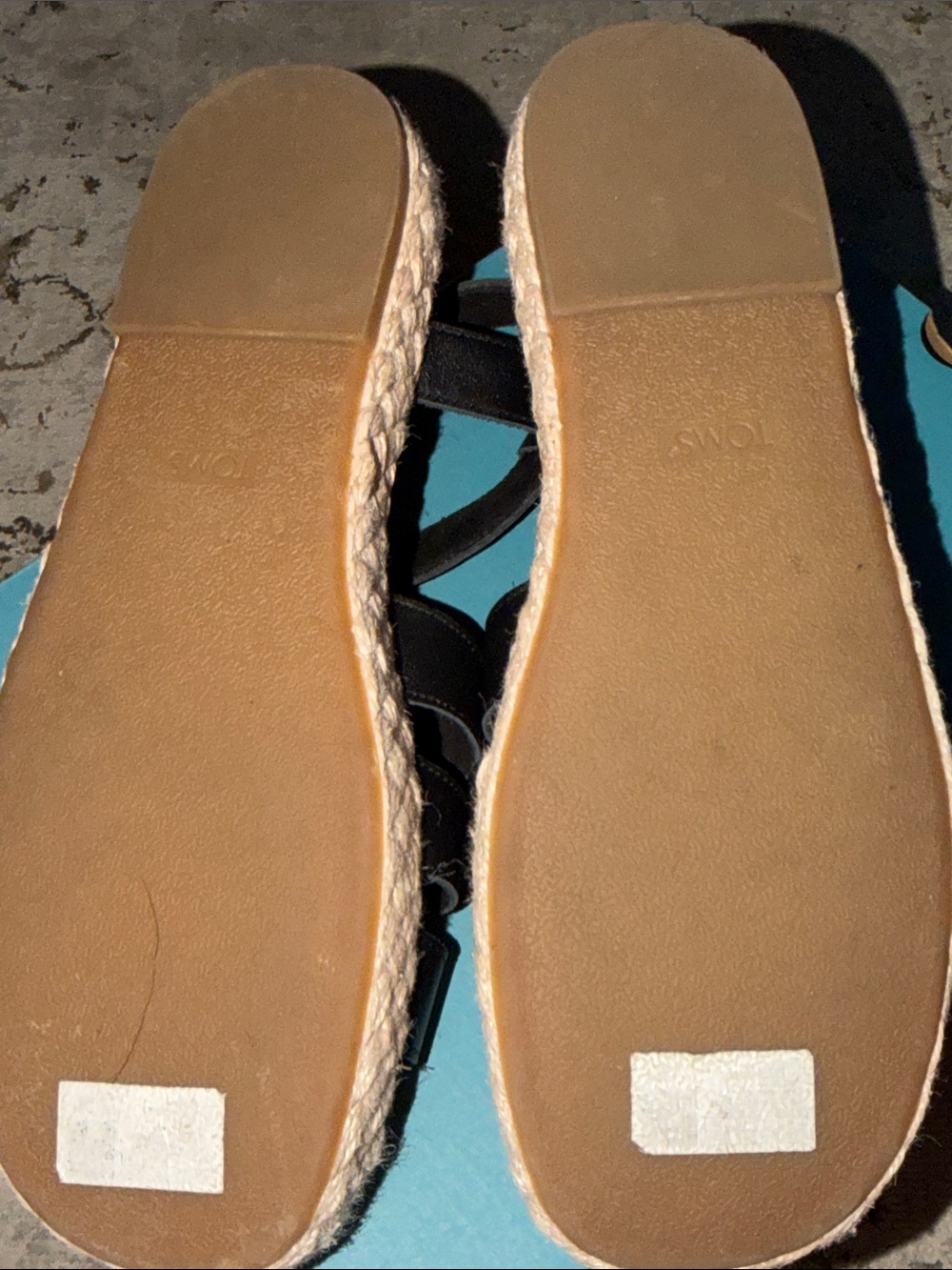 BRAND NEW! Worn once! TOMS Jac Black Leather Women's Sandal - Black - Picture 7 of 8